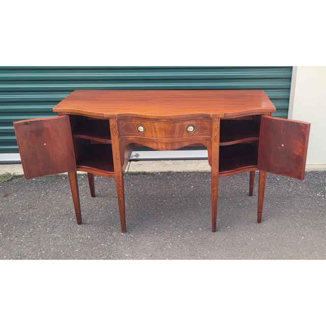 American Hepplewhite Style Americana 1920s Vanity For Sale - Image 3 of 16
