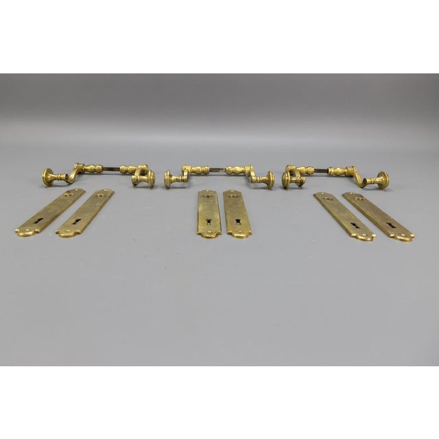 French Art Deco Brass Door Handle Sets with Keyhole Backplates, 1930s, Set of 9 For Sale - Image 6 of 12