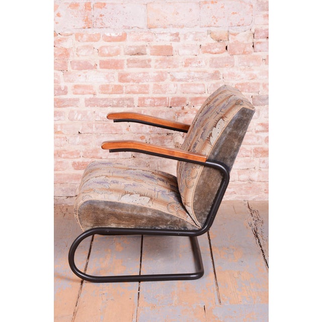 Wood Bauhaus Armchairs in Beech and Steel, Czech, 1930s, Set of 2 For Sale - Image 7 of 13