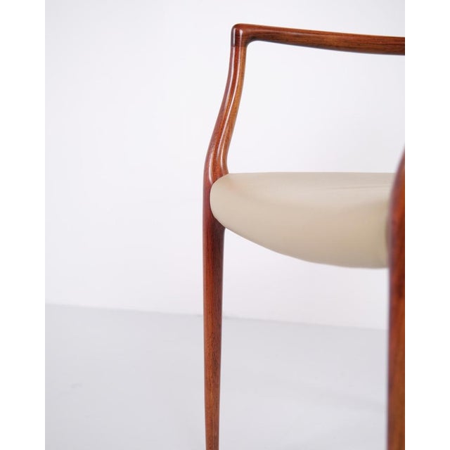 Model 65 Armchair in Rosewood with Light Elegance Leather by N.O. Møller for J.L. Møllers, 1960s, Set of 4 For Sale - Image 13 of 14