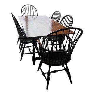 1990s Dr Dimes Tiger Maple Salisbury Tavern Table and 6 Chairs For Sale