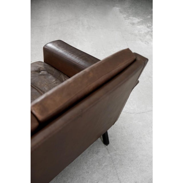 Mid-Century Scandinavian Modern 2-Seater Brown Leather Sofa 3330 by Arne Vodder for Fritz Hansen, 1960s For Sale - Image 16 of 18