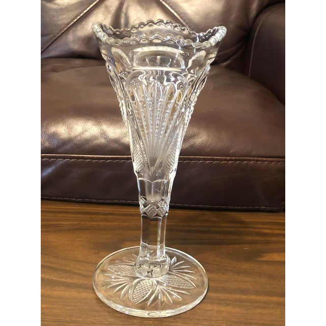 Glass 1900s Early American Pressed Glass Trumpet Vase - Star and File Pattern For Sale - Image 7 of 10
