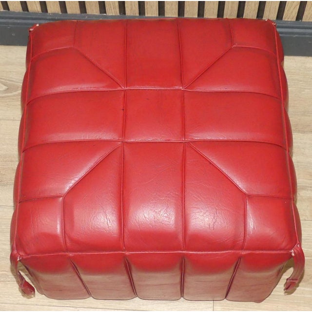 Totally practical little piece of furniture with an absolutely great look! Stylish seventies original! 70s pouf, leather...