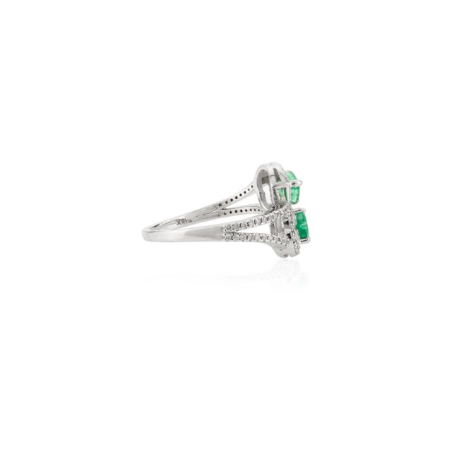 18k Authentic Heart Cut Emerald Wrap Around Finger Ring Size 5.5 For Sale In New York - Image 6 of 12