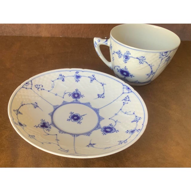 Traditional 1970s Bing & Grondahl Blue Traditional Collection for 6 For Sale - Image 3 of 5