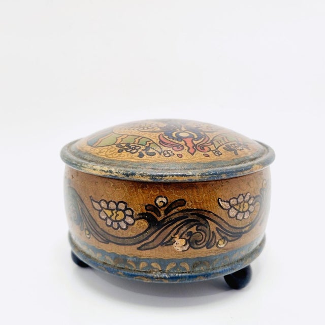 Brown Antique Hungarian Folk Art Nouveau Hand-Painted Lidded Wooden Jewelry Box, 1920s For Sale - Image 8 of 8