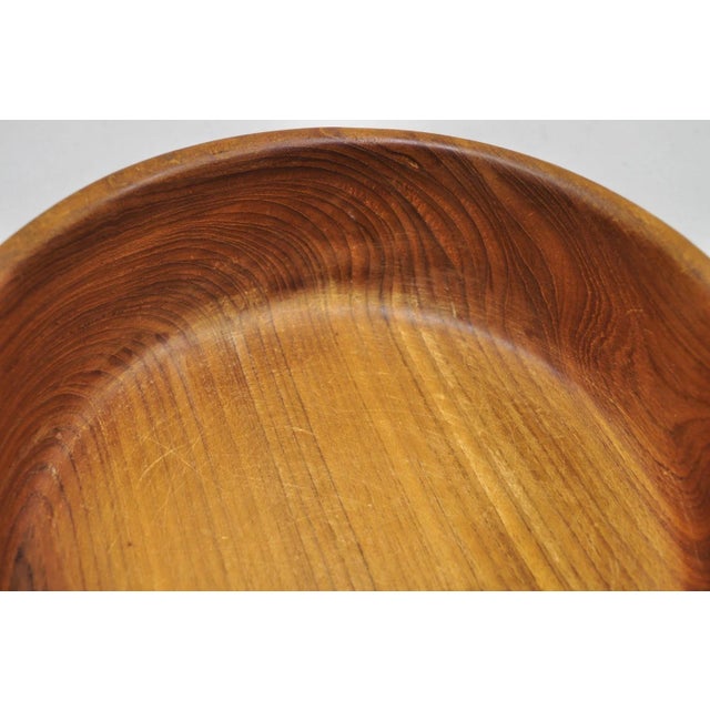 Vintage Mid Century Danish Modern Carved Teak Wood Salad Fruit Bowl (A) For Sale - Image 9 of 13