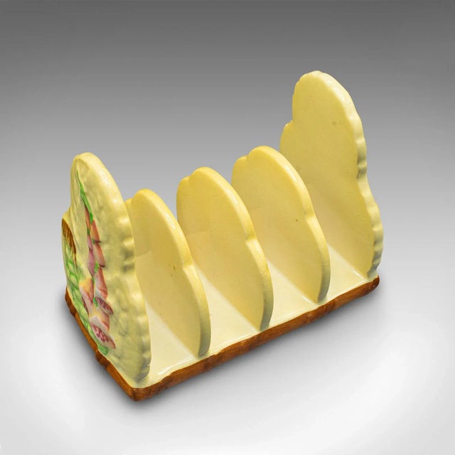 1940s 1940s Vintage English Ceramic Decorative Toast Rack For Sale - Image 5 of 9