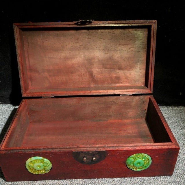 1980s Wood Jewelry Box With Mother-of-Pearl & Gemstone Inlay, "Magpie on Plum Blossom" For Sale - Image 4 of 6