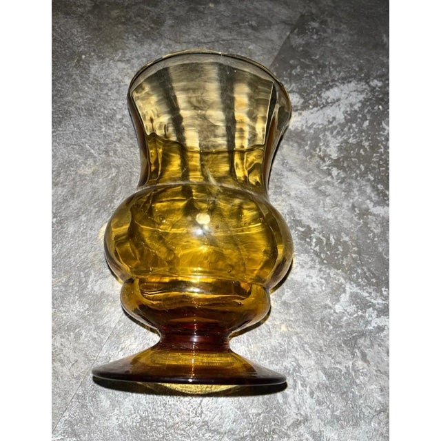 1960s Mid-Century Modern Wide Mouth Pedestal Amber Vase For Sale - Image 4 of 5