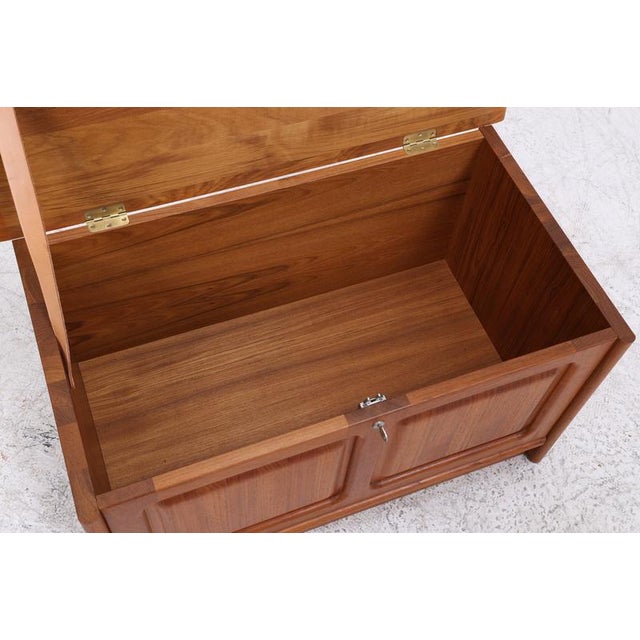 Vintage Teak Chest from Dyrlund, 1960s For Sale - Image 11 of 18
