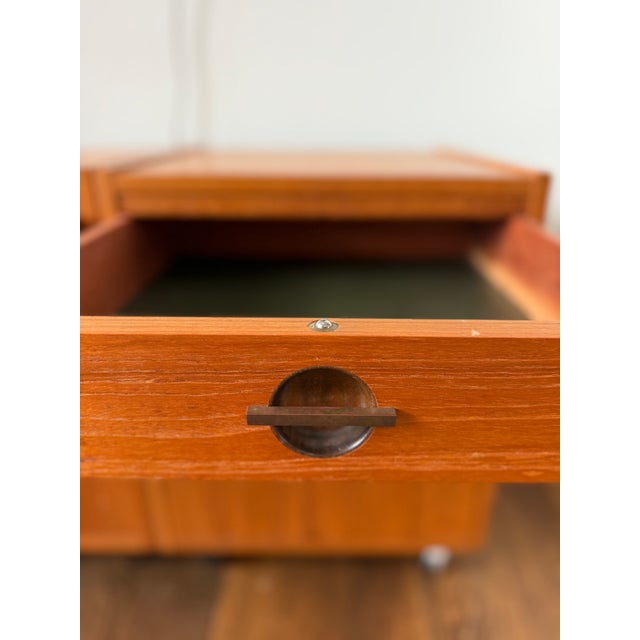 Wood Pair of 1970s Danish Modern Teak Rolling Nightstands by Axelsens Møbelfabrik for W&B Møbler, Denmark, Attributed For Sale - Image 7 of 13
