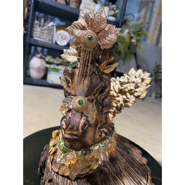 Step into a studio-turned-sanctuary. This sale features a series of original works born from a fascination with the ornate...