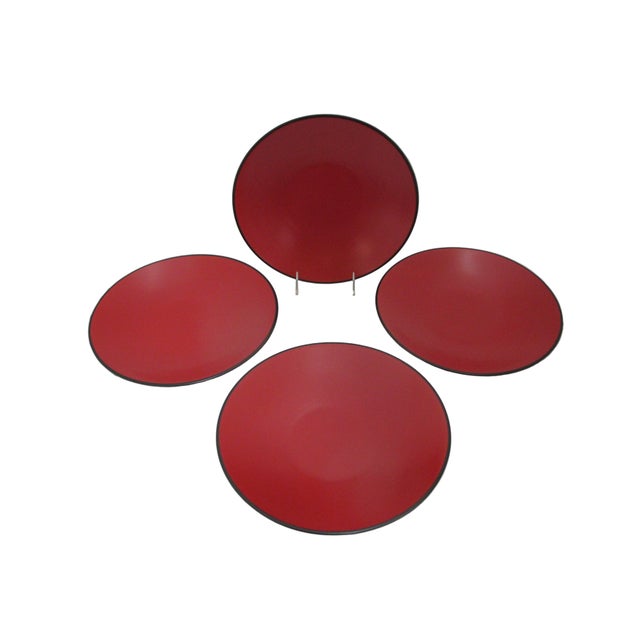 Late 20th Century Late 20th Century Gumps Worldview Sleek Red & Black Pottery 11 1/4" Dinner Plate Set of 4 For Sale - Image 5 of 6