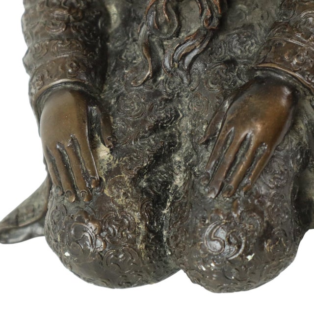 Japanese Artist, Bronze Sculpture of a Japanese Warrior Kneeling Samurai, 1950s, Bronze For Sale - Image 11 of 13