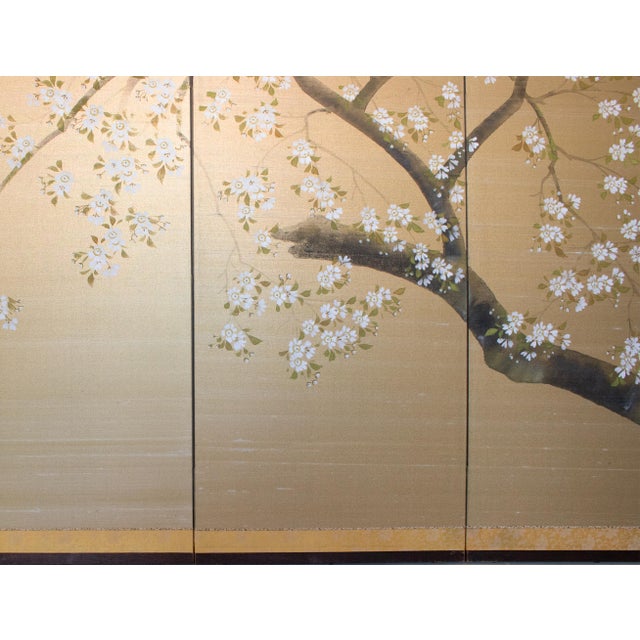 1950-1960s Shōwa Era Japanese Painted Silk Byobu Screen "Blossoming Sakura" For Sale - Image 9 of 18