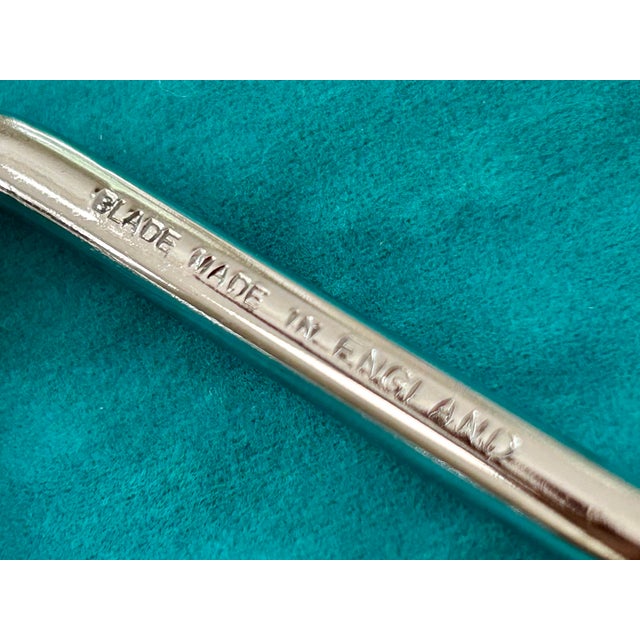 1950s Elegant Cake Cutter / Rake / Comb For Sale - Image 4 of 9
