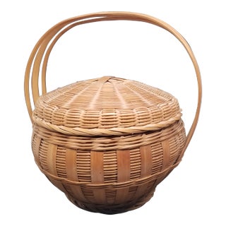 Vintage "Snake Charmer" Basket, Made in the Republic of China For Sale