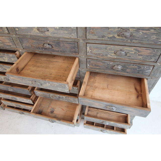 Large Original Painted Pine Workshop Drawer Cabinet, 1920s For Sale - Image 13 of 18