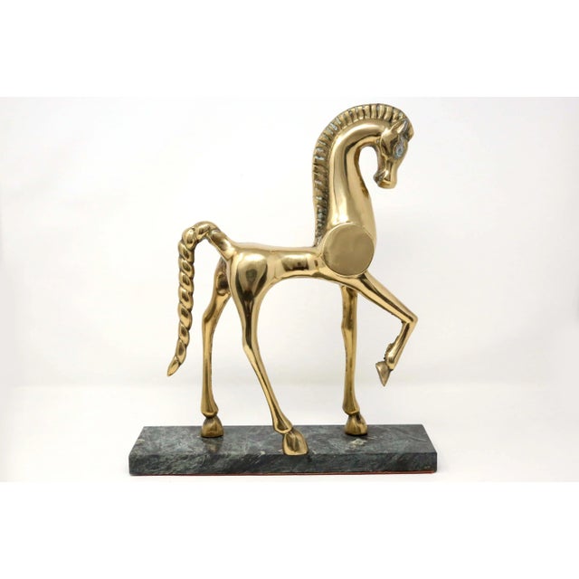 大理石と三頭の馬 (Marble and Tri-Horses) Safari Friesian Mare #152805 – Triple Mountain Model Horses