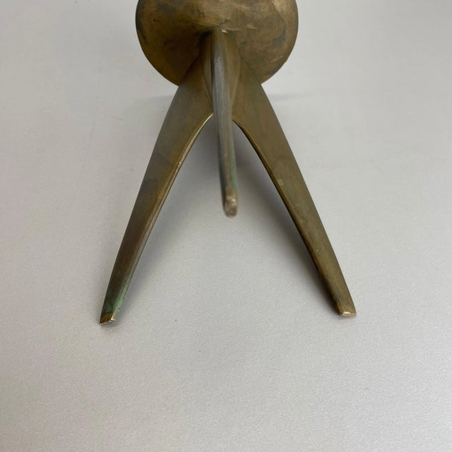 Brutalist German Sculptural Tripod Candleholder in Brass, 1970s For Sale - Image 14 of 16