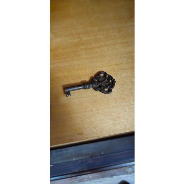 Wood Antique Renaissance-Style Display Cabinet in Carved Wood, 1800s For Sale - Image 7 of 12