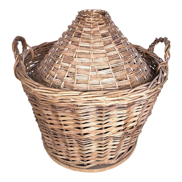 Provance Woven Rattan "Made in France" Vino Bottle Basket For Sale
