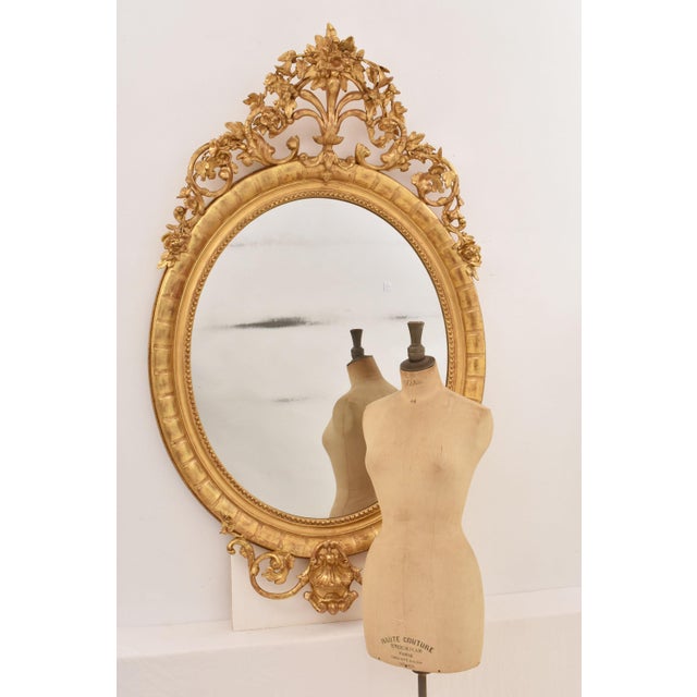 Large Antique Round Gilt Wall Mirror with Flowers and Scrolls, 19th Century For Sale - Image 3 of 11