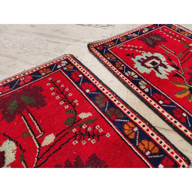 1970s 1970s Small Turkish Floral Rug - a Pair For Sale - Image 5 of 8