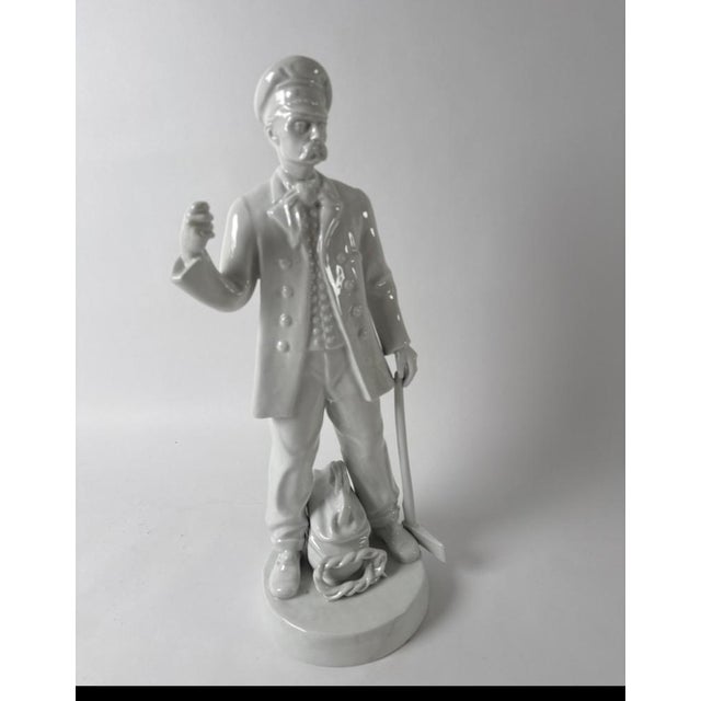 White Porcelain Statue of a Revolutionary with a Device for a Flag or Flower, 1950s For Sale - Image 12 of 18