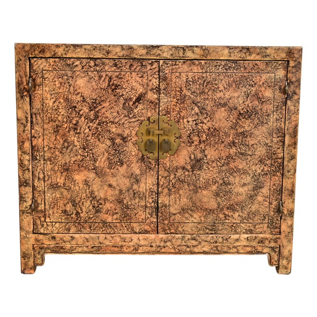 Henredon Mid-Century Hollywood Regency Chinoiserie Faux Tortoise Shell Bar Cabinet, Circa 1970s For Sale