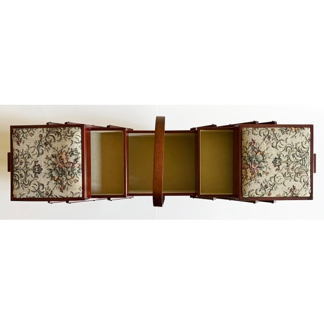 1970s Expandable Sewing Basket For Sale In New York - Image 6 of 10