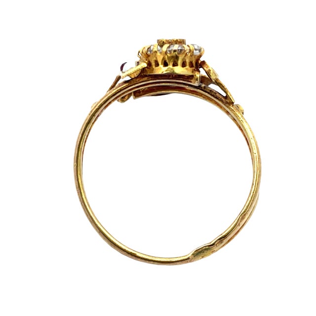 Antique Solid Gold Mother of Pearl and Crystal Flower Design Ring, Size 11 For Sale - Image 4 of 9