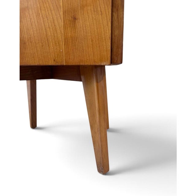 Wood Mid-Century Bedside Cabinets in Maple & Heywood, 1960, Set of 2 For Sale - Image 7 of 9