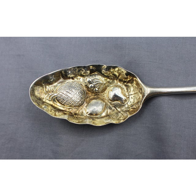 English Circa 1727-1760 English George II Sterling Silver and Gold Wash Pair of Tablespoons For Sale - Image 3 of 11