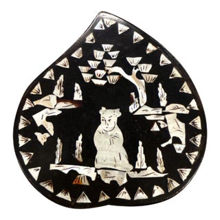 Chinoiserie Abalone Lacquer Box With Inlaid Mother of Pearl For Sale