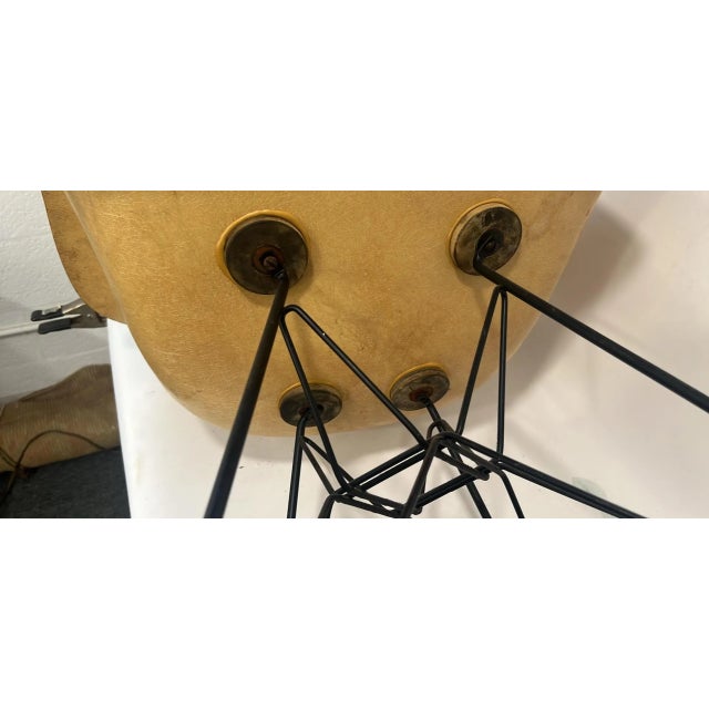 Mid 20th Century Vintage DAR Eiffel Fiberglass Armchair Attributed to Herman Miller Charles and Ray Eames For Sale - Image 5 of 5