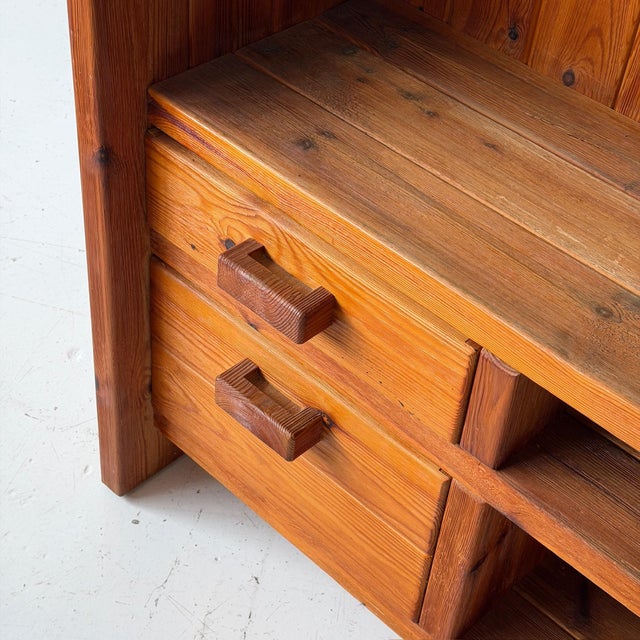 1970s 1970s Christian IV Danish Pine Shelf by Hans Frydendal For Sale - Image 5 of 6