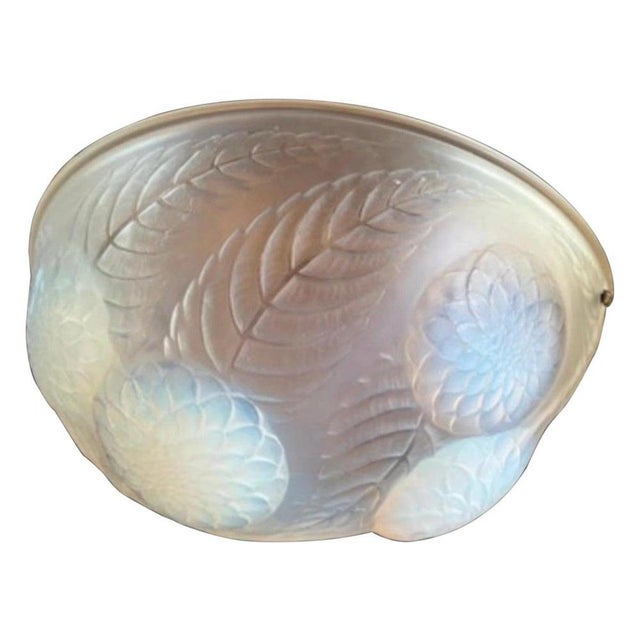 Glass Vintage French Opalescent Glass Wall Light by René Lalique, 1921 For Sale - Image 7 of 7