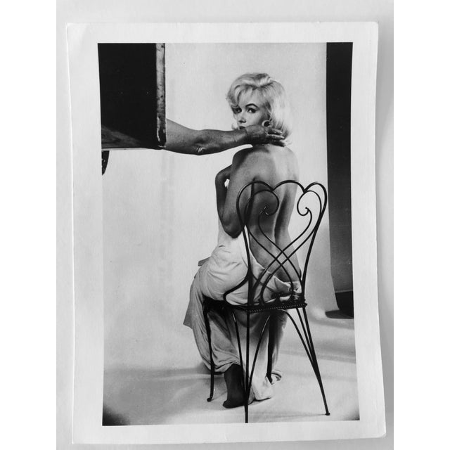 1960s Eve Arnold, Vintage Silver Gelatin Magnum Press Photo Eve Arnold Marilyn Monroe Photograph, 1962 For Sale - Image 5 of 5