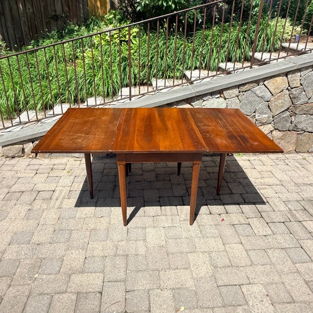 Brown Vintage Willett Solid Cherry Transitional Drop Leaf Dining Table For Sale - Image 8 of 11