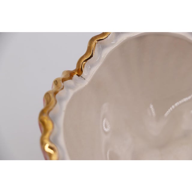 Mid-Century Modern Portuguese Majolica Set of Six Seashell Bowls and a Seashell Box , Studio Pottery For Sale - Image 15 of 17