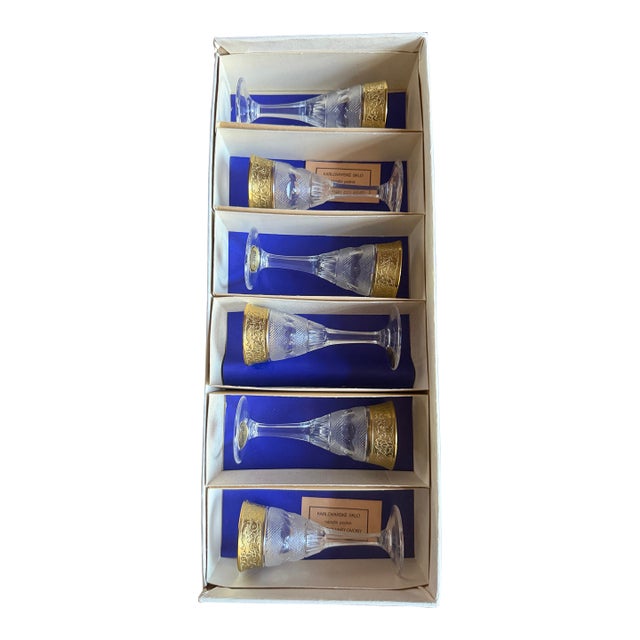 Late 20th Century Moser Splendid Pattern Cordial Glasses With 24k Gold Trim. Approx. 4” Tall X 1-5/8” Diameter. Six (6) Glasses. For Sale