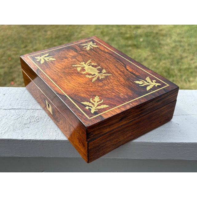 A proper English box! Could there be be a more perfect symbol of British aristocracy? Gorgeous dark wood document or...
