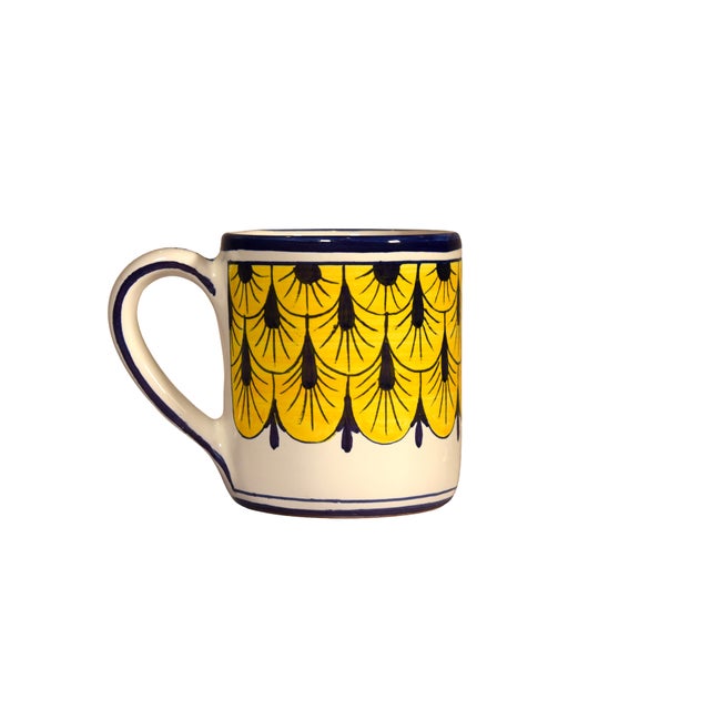 Deruta Stratificata Coffee & Tea Mug | Hand-Painted Italian Mug From Deruta For Sale - Image 4 of 5