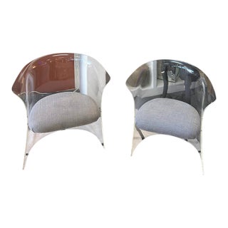 Vintage Lucite Barrel Back Chairs Attributed to Vladimir Kagan For Sale
