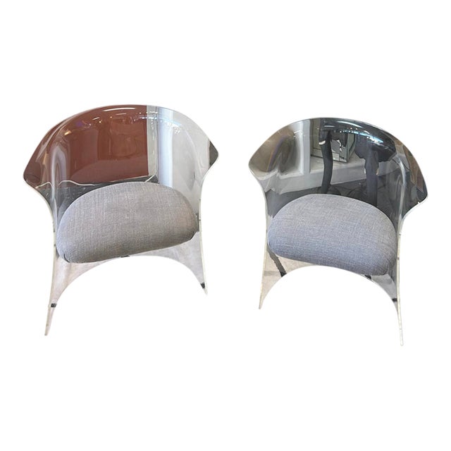 Vintage Lucite Barrel Back Chairs Attributed to Vladimir Kagan For Sale