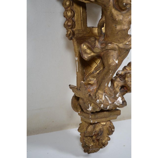 France XVIIIth Century Small Wall Bracket in Stuccoed and Gilded Wood, the Scalloped Top Supported by Zéphir For Sale - Image 6 of 13