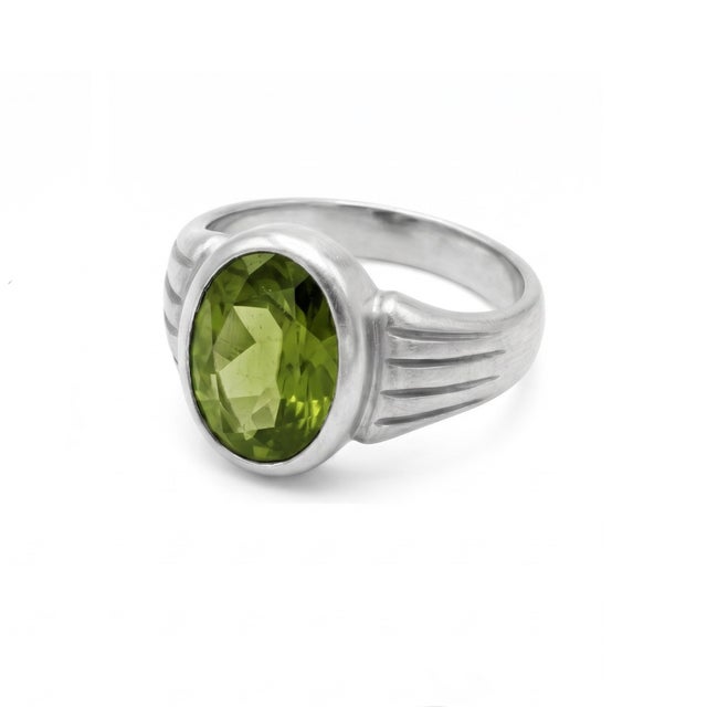 Contemporary Peridot Oval Cut Signet Ring, Men's Statement Ring Us 7 For Sale - Image 3 of 5
